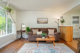 5044 NE Cully Blvd, Portland, OR 97218 - Photo 5