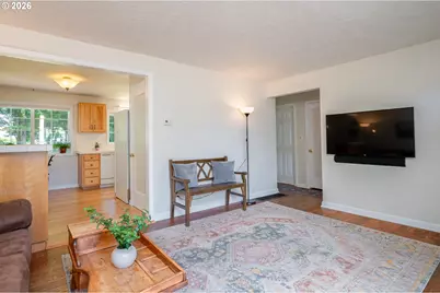 5044 NE Cully Blvd, Portland, OR 97218 - Photo 9