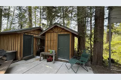 54432 McKenzie Hwy #1, Blue River, OR 97413 - Photo 9