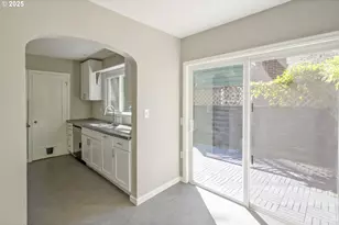 7434 N Chase Ave N, Portland, OR 97217 - Photo 21