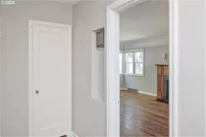 7434 N Chase Ave N, Portland, OR 97217 - Photo 33