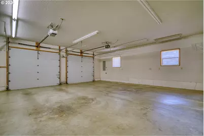 50541 Hillcrest Dr, Scappoose, OR 97056 - Photo 25
