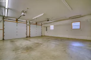 50541 Hillcrest Dr, Scappoose, OR 97056 - Photo 25