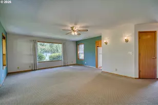 50541 Hillcrest Dr, Scappoose, OR 97056 - Photo 11
