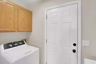 21525 SW Frammy Way, Beaverton, OR 97003 - Photo 35