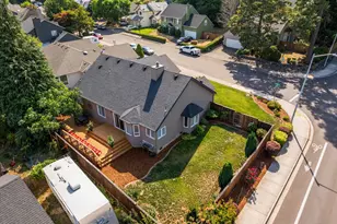 12432 SW 114th Terrace, Portland, OR 97223 - Photo 41