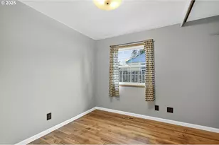 10130 SE Pardee St, Portland, OR 97266 - Photo 29