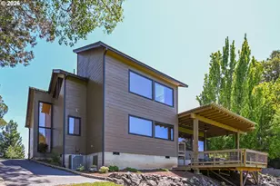 2546 Fisher Rd, Roseburg, OR 97471 - Photo 11