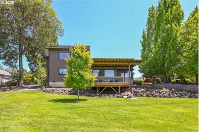 2546 Fisher Rd, Roseburg, OR 97471 - Photo 3
