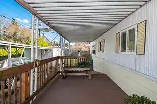 21016 SE Stark St, Gresham, OR 97030 - Photo 5