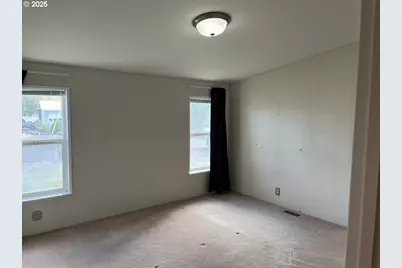 724 N 4th St, Athena, OR 97813 - Photo 13