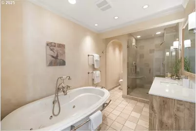 2850 NW Verde Vista Ter, Portland, OR 97210 - Photo 27