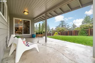 2125 SW Warwick Ave, Portland, OR 97225 - Photo 35