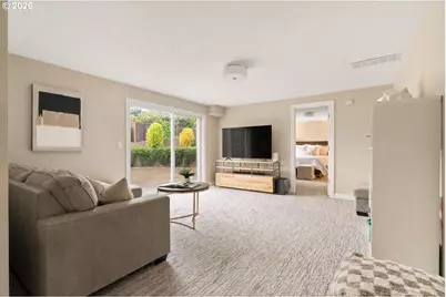 2125 SW Warwick Ave, Portland, OR 97225 - Photo 23