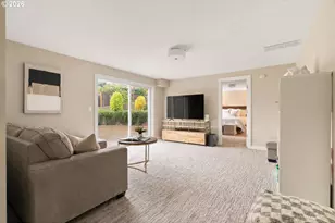 2125 SW Warwick Ave, Portland, OR 97225 - Photo 23