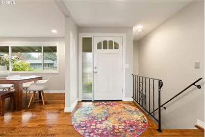 2125 SW Warwick Ave, Portland, OR 97225 - Photo 3