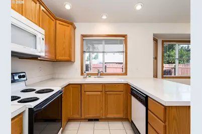 255 Taurus St, Molalla, OR 97038 - Photo 11