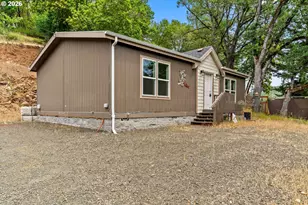 1424 NE Ridge Ave, Roseburg, OR 97470 - Photo 17