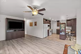 1424 NE Ridge Ave, Roseburg, OR 97470 - Photo 5