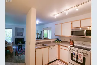 5130 SW Multnomah Blvd #B, Portland, OR 97219 - Photo 7