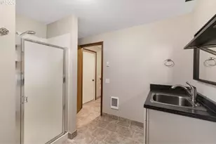 9301 NE Pinecreek St, Vancouver, WA 98664 - Photo 27