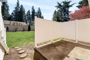 9301 NE Pinecreek St, Vancouver, WA 98664 - Photo 31