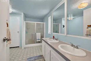 301 E Columbia, Newberg, OR 97132 - Photo 19