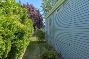 301 E Columbia, Newberg, OR 97132 - Photo 27