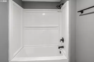 14062 SE Foster Rd, Portland, OR 97236 - Photo 13