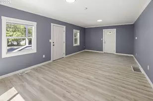 14062 SE Foster Rd, Portland, OR 97236 - Photo 7