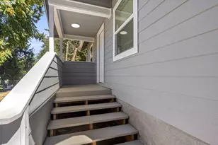 14062 SE Foster Rd, Portland, OR 97236 - Photo 3