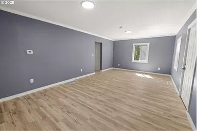 14062 SE Foster Rd, Portland, OR 97236 - Photo 5