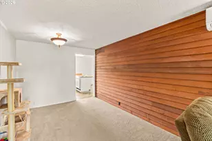 4045 Hyacinth St, Eugene, OR 97404 - Photo 3