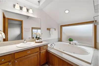 12730 SW Barberry Dr, Beaverton, OR 97008 - Photo 19