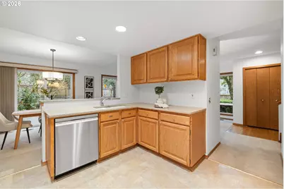 12730 SW Barberry Dr, Beaverton, OR 97008 - Photo 7