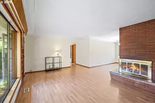 1303 NE Cornell Rd, Hillsboro, OR 97124 - Photo 13