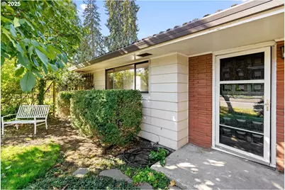 1303 NE Cornell Rd, Hillsboro, OR 97124 - Photo 9