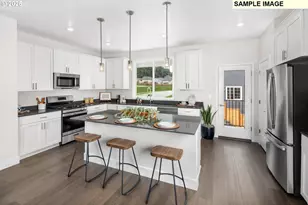 16670 SW Jean Louise Rd, Tigard, OR 97223 - Photo 5