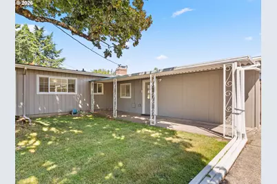 2637 NE 138th Pl, Portland, OR 97230 - Photo 35