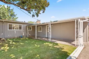 2637 NE 138th Pl, Portland, OR 97230 - Photo 35