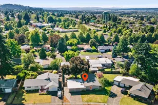 2637 NE 138th Pl, Portland, OR 97230 - Photo 41