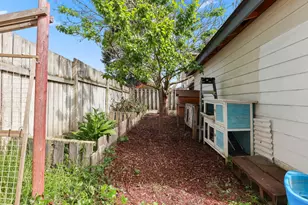 7355 SE Frances St, Hillsboro, OR 97123 - Photo 25