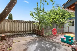 7355 SE Frances St, Hillsboro, OR 97123 - Photo 23