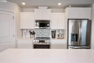 903 NW 174th St, Ridgefield, WA 98642 - Photo 7