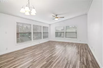 18485 SW Pacific Dr #37, Tualatin, OR 97062 - Photo 9