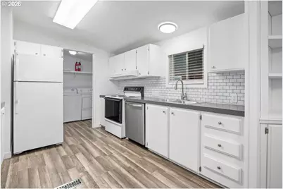 18485 SW Pacific Dr #37, Tualatin, OR 97062 - Photo 15