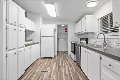 18485 SW Pacific Dr #37, Tualatin, OR 97062 - Photo 13