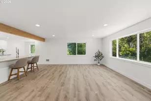 950 Exchange St, North Bend, OR 97459 - Photo 15