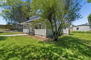 950 Exchange St, North Bend, OR 97459 - Photo 7