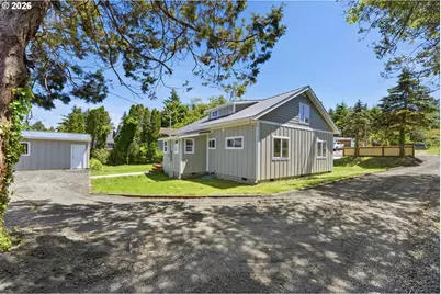 950 Exchange St, North Bend, OR 97459 - Photo 3